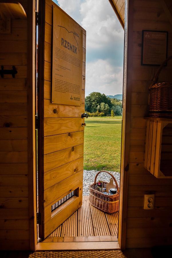 Готель Glamping Forest Edge Камнік Екстер'єр фото