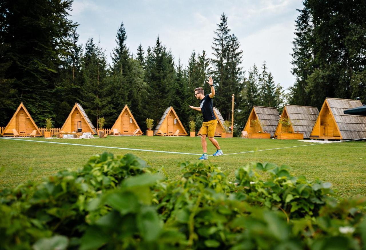 Готель Glamping Forest Edge Камнік Екстер'єр фото