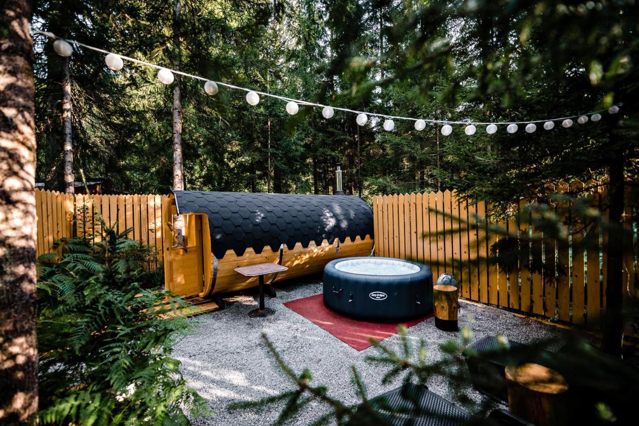 Glamping Forest Edge Камнік Екстер'єр фото
