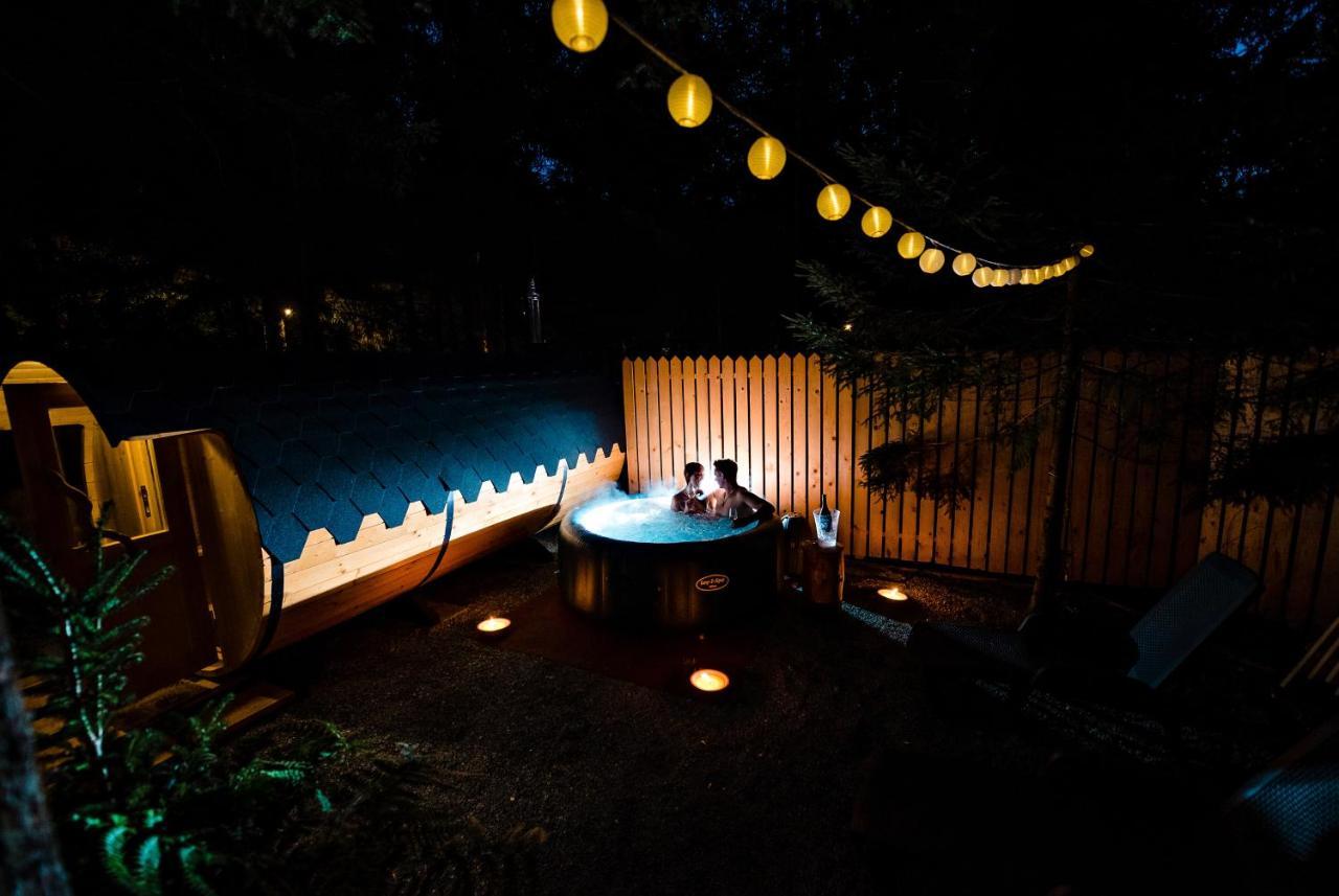 Glamping Forest Edge Камнік Екстер'єр фото